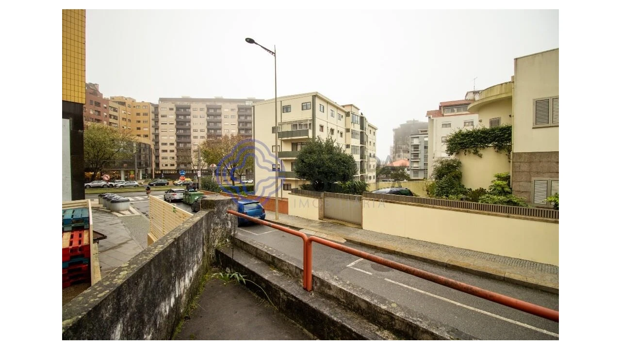 Moradia T6 para Venda em Mafamude e Vilar do Paraíso Foto 38