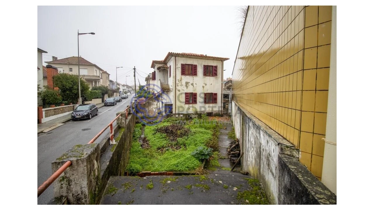 Moradia T6 para Venda em Mafamude e Vilar do Paraíso Foto 34