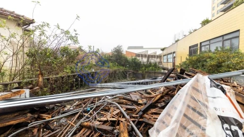Moradia T6 para Venda em Mafamude e Vilar do Paraíso