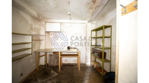 Moradia T6 para Venda em Mafamude e Vilar do Paraíso