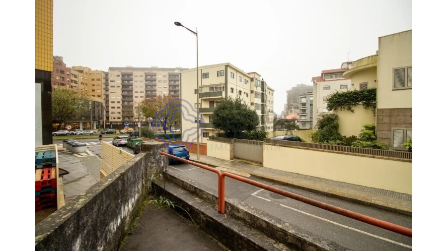 Moradia T6 para Venda em Mafamude e Vilar do Paraíso Foto 38