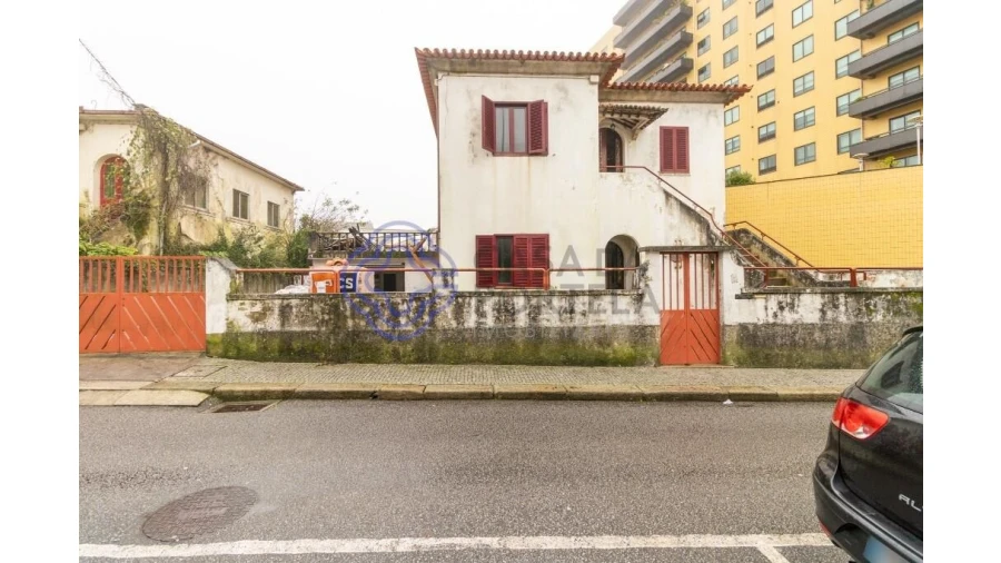 Moradia T6 para Venda em Mafamude e Vilar do Paraíso Foto 2