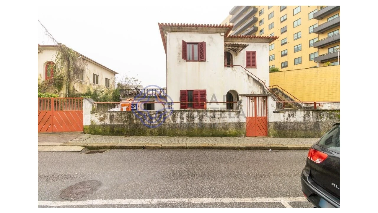 Moradia T6 para Venda em Mafamude e Vilar do Paraíso Foto 2