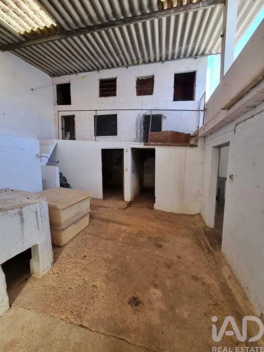 Prédio para Venda em Loule (São Sebastião) Foto 22