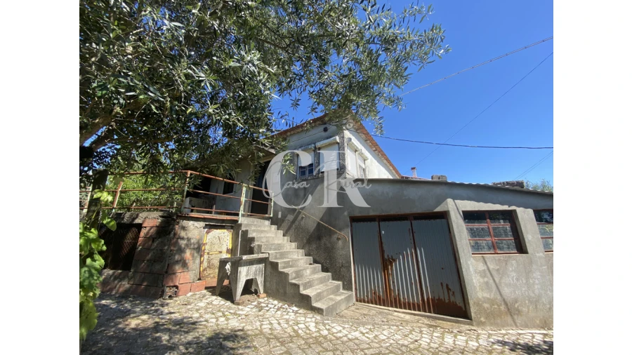 Moradia T3 para Venda em Arega Foto 2