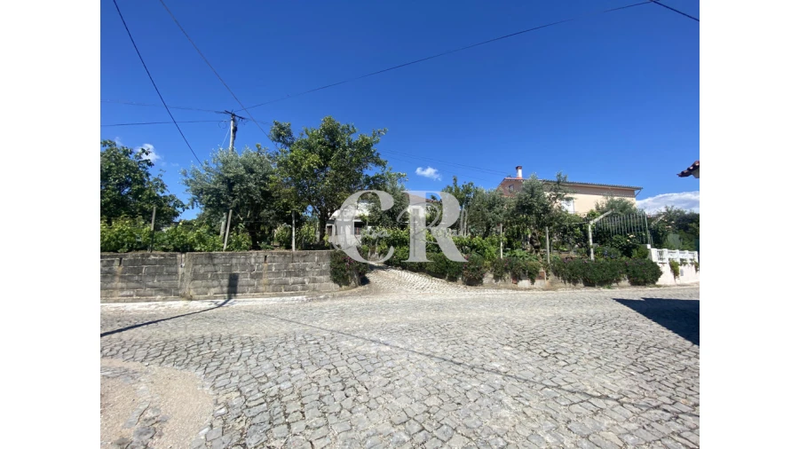 Moradia T3 para Venda em Arega Foto 7