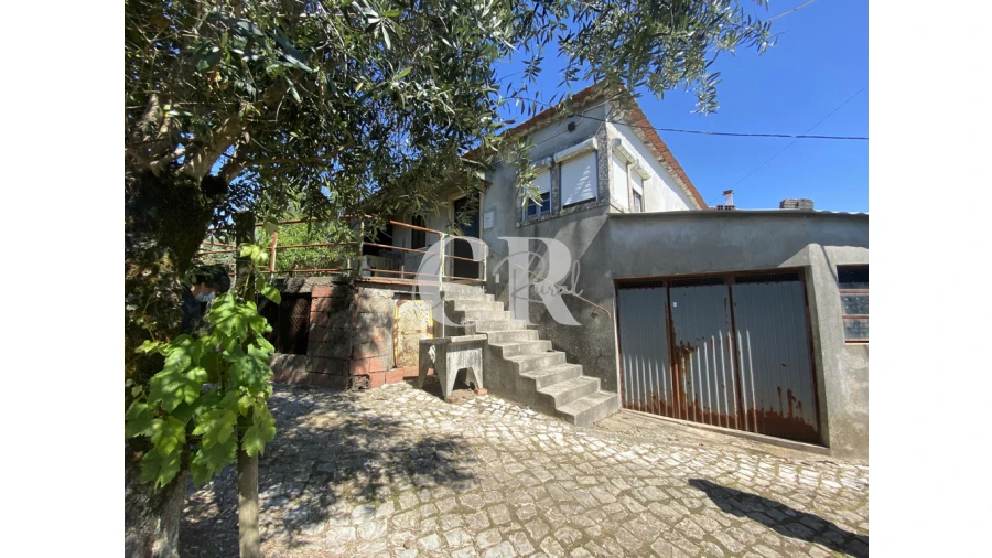 Moradia T3 para Venda em Arega Foto 1