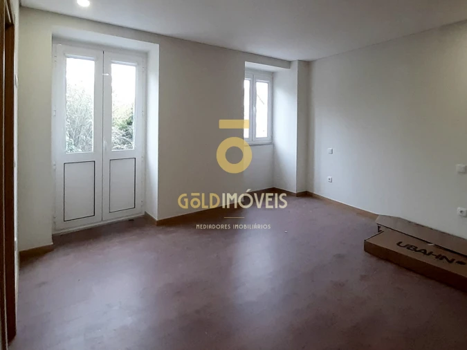 Moradia T3 para Venda em Pinheiro da Bemposta, Travanca e Palmaz Foto 11