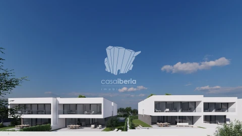 Moradia T4 para Venda em Lagos (São Sebastião e Santa Maria)