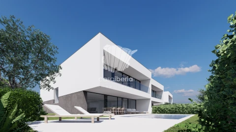 Moradia T4 para Venda em Lagos (São Sebastião e Santa Maria)