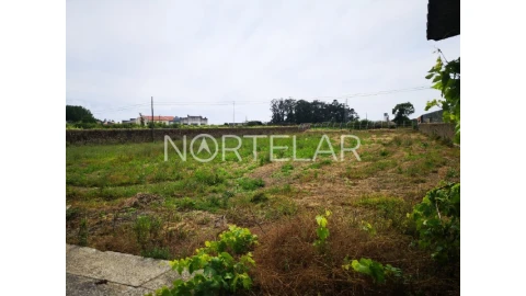 Terreno para Venda em Póvoa de Varzim, Beiriz e Argivai