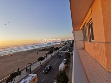 Apartamento T3 para Venda em Póvoa de Varzim, Beiriz e Argivai
