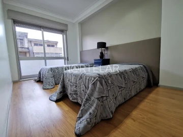 Apartamento T3 para Venda em Póvoa de Varzim, Beiriz e Argivai