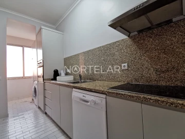 Apartamento T3 para Venda em Póvoa de Varzim, Beiriz e Argivai