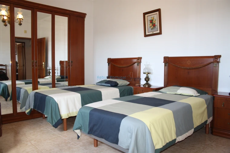 Moradia T3 para Venda em Santa Barbara de Nexe Foto 13