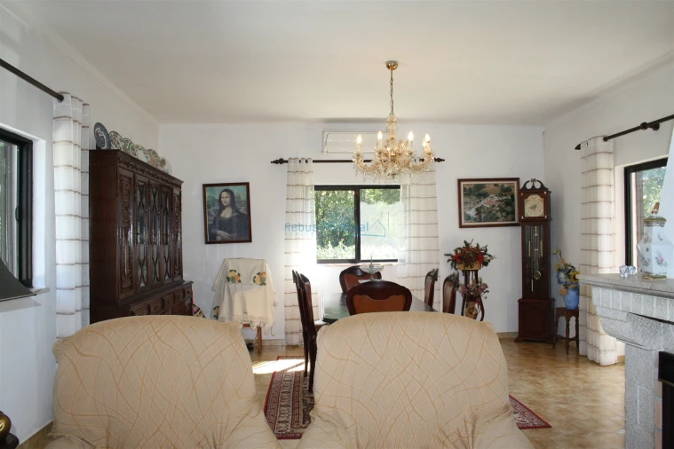 Moradia T3 para Venda em Santa Barbara de Nexe Foto 6