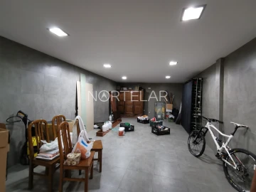 Moradia T4 para Venda em Póvoa de Varzim, Beiriz e Argivai