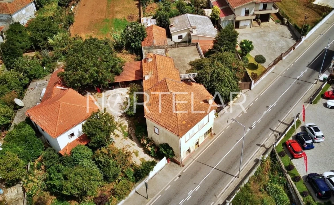 Moradia T8 para Venda em Bougado (São Martinho e Santiago) Foto 3