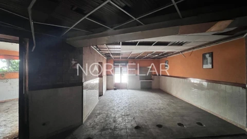 Moradia T8 para Venda em Bougado (São Martinho e Santiago)