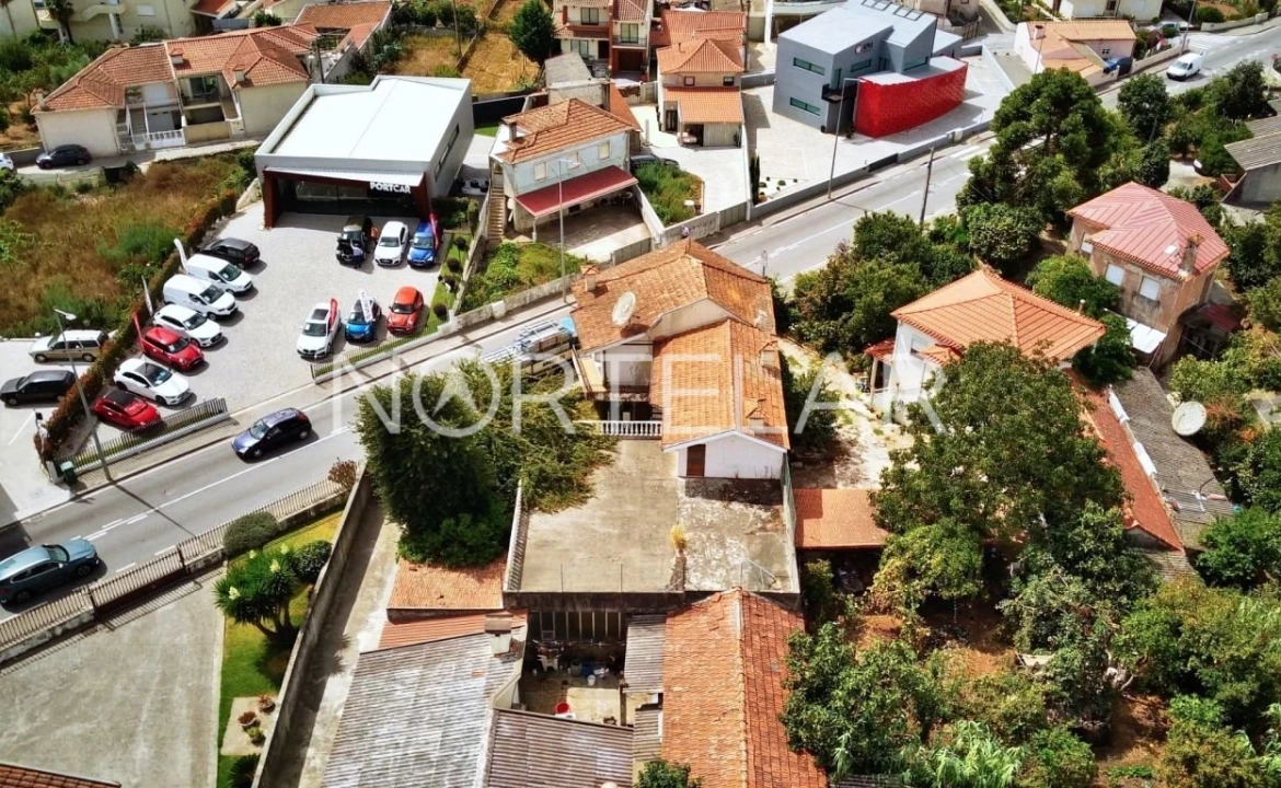 Moradia T8 para Venda em Bougado (São Martinho e Santiago) Foto 5