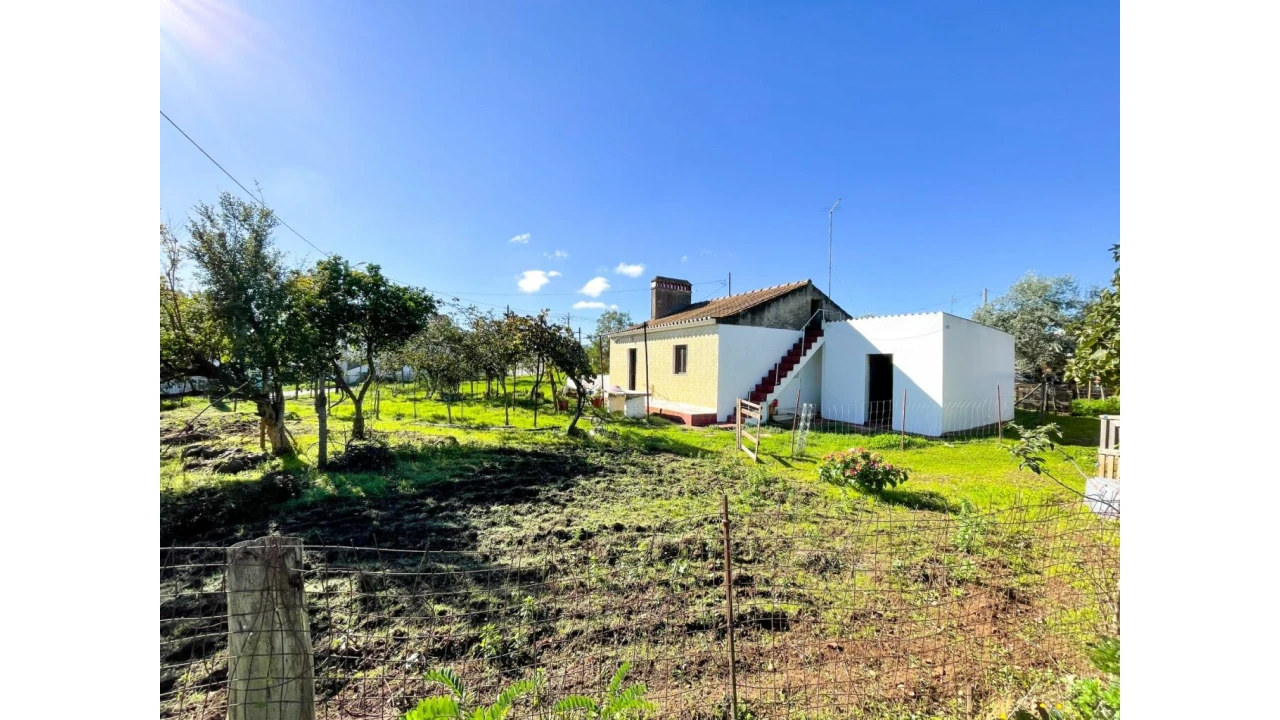 Moradia T2 para Venda em Arcos Foto 1