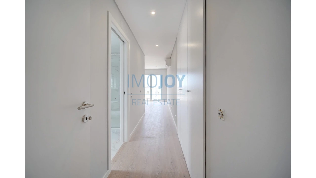 Apartamento T3 para Venda em Carcavelos e Parede Foto 21