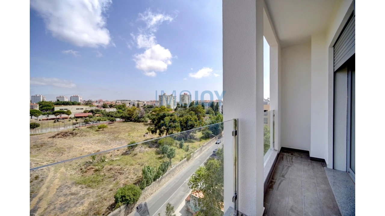 Apartamento T3 para Venda em Carcavelos e Parede Foto 10