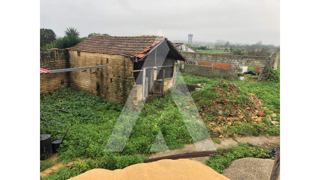 Moradia T3 para Venda em Sepins e Bolho Foto 13