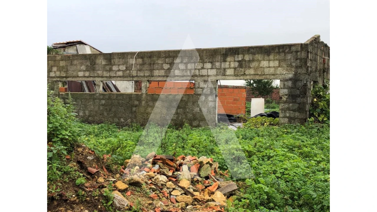 Moradia T3 para Venda em Sepins e Bolho Foto 15