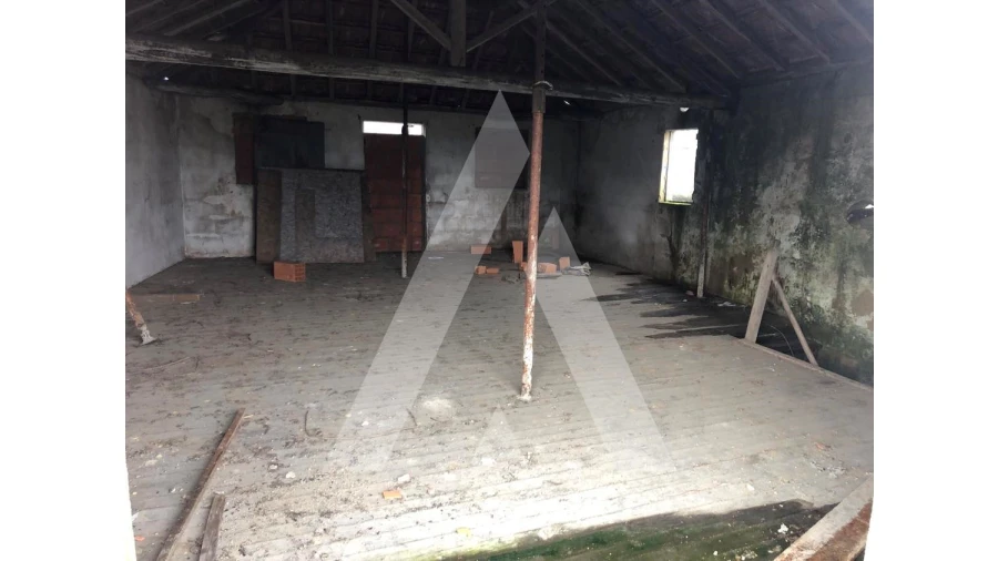 Moradia T3 para Venda em Sepins e Bolho Foto 9