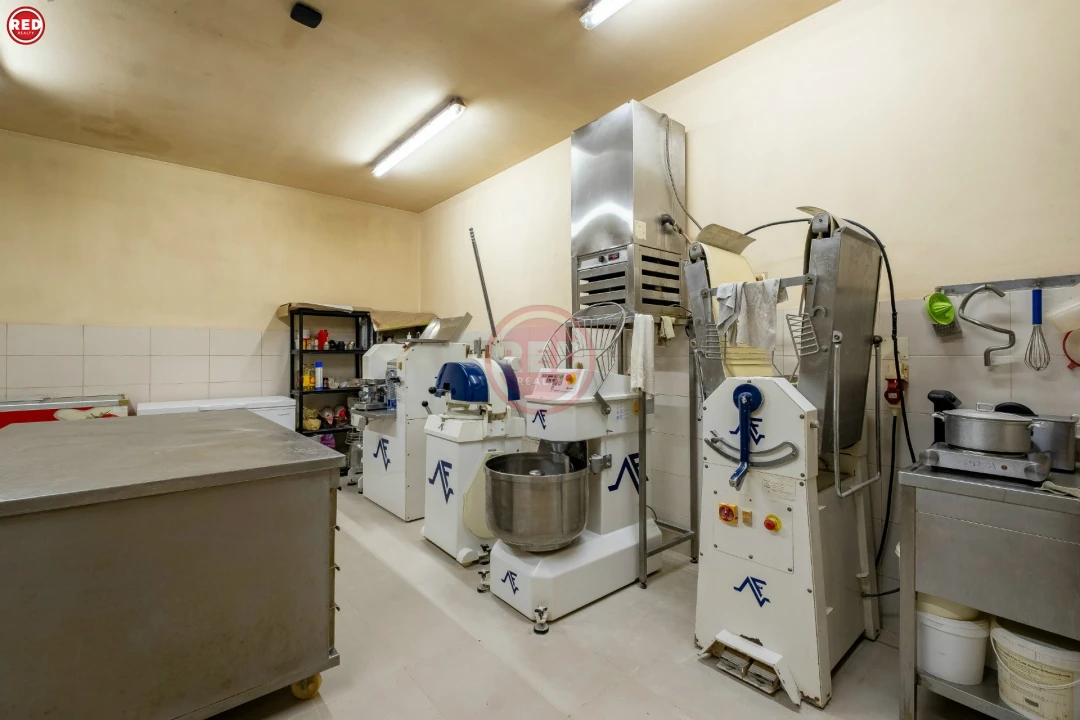 Loja para Venda em Mafamude e Vilar do Paraíso Foto 11