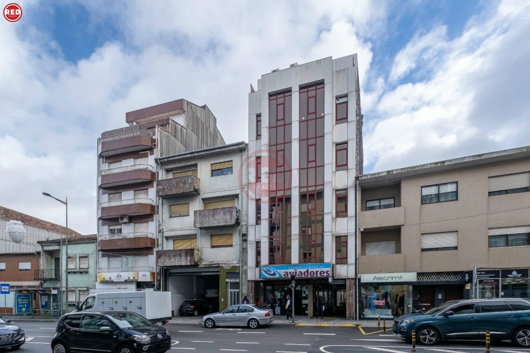 Loja para Venda em Mafamude e Vilar do Paraíso Foto 9