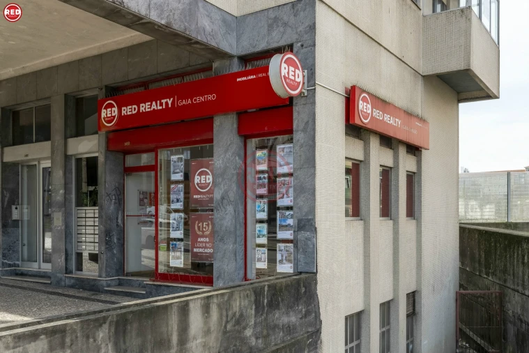 Moradia T3 para Venda em Mafamude e Vilar do Paraíso Foto 30