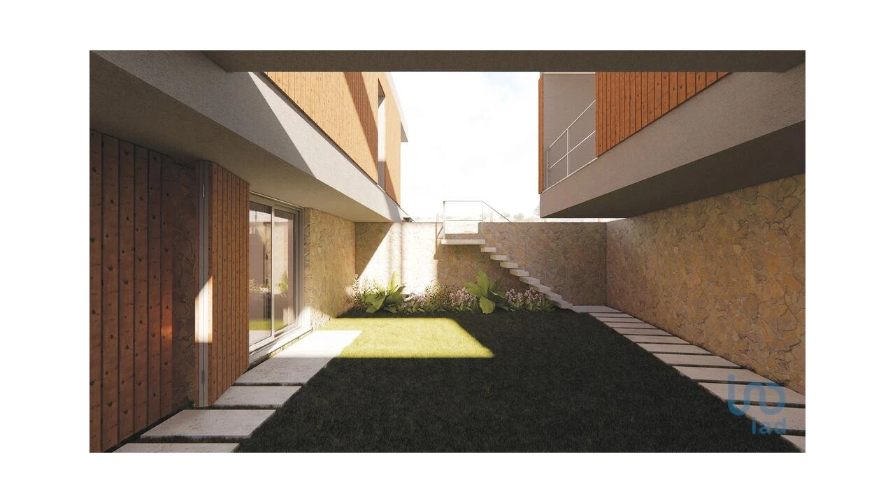 Moradia T2 para Venda em Sesimbra (Castelo) Foto 2