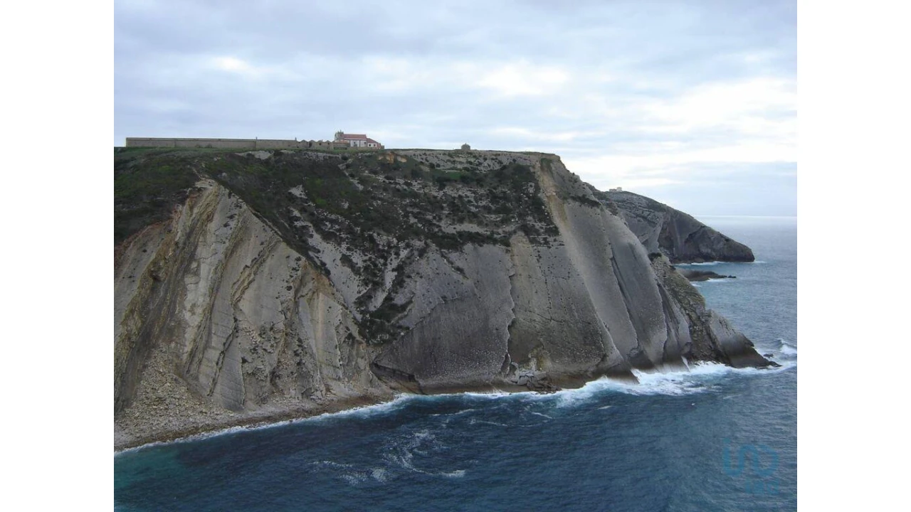 Moradia T2 para Venda em Sesimbra (Castelo) Foto 14