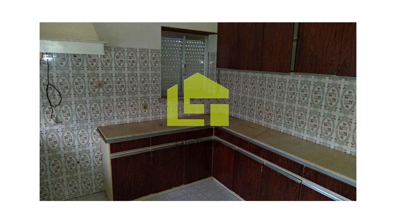 Moradia T5 para Venda em Montalvo Foto 7