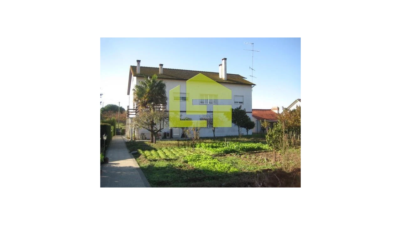 Moradia T5 para Venda em Montalvo Foto 1