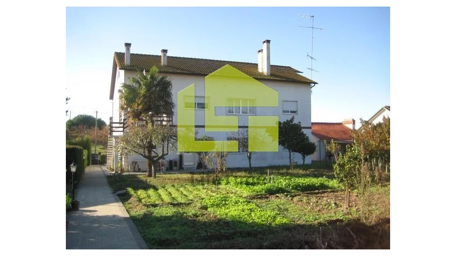 Moradia T5 para Venda em Montalvo Foto 1