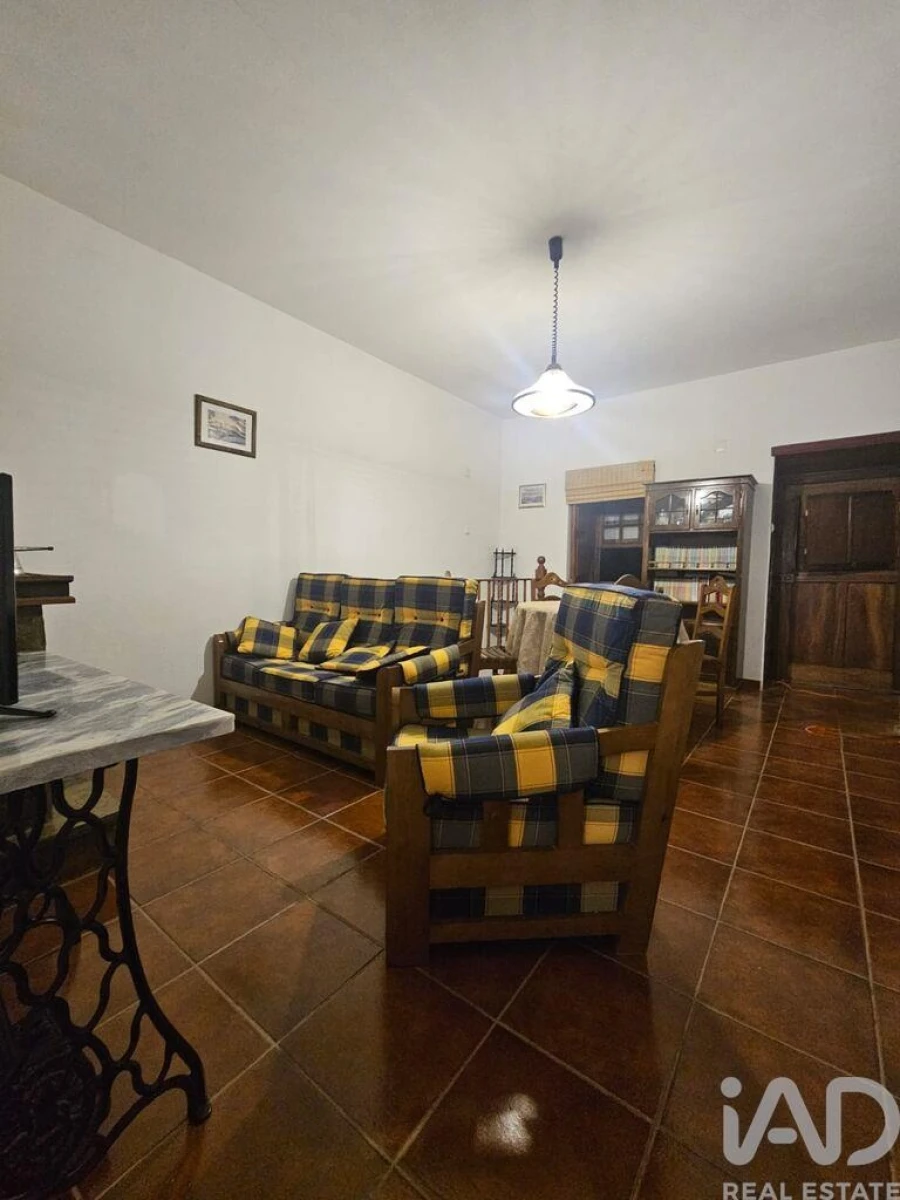 Moradia T3 para Venda em Açoreira Foto 17