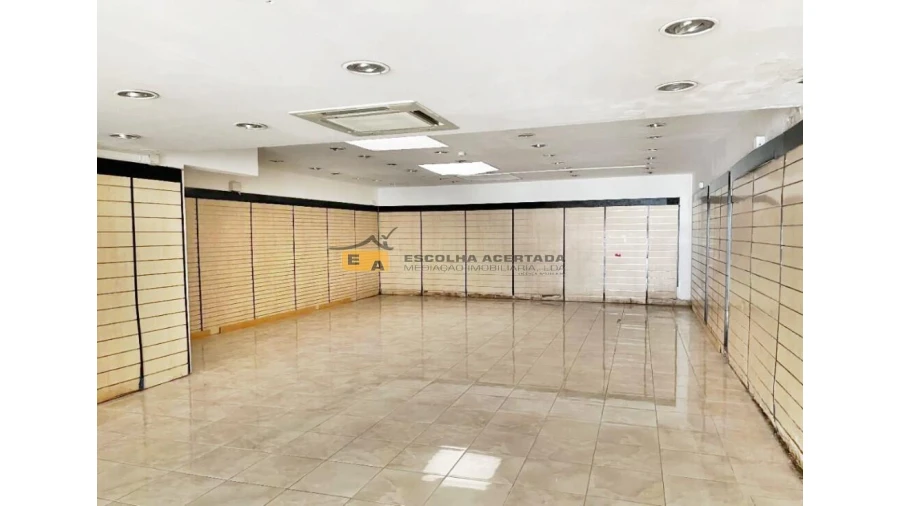 Loja para Arrendamento em Matosinhos e Leça da Palmeira Foto 2