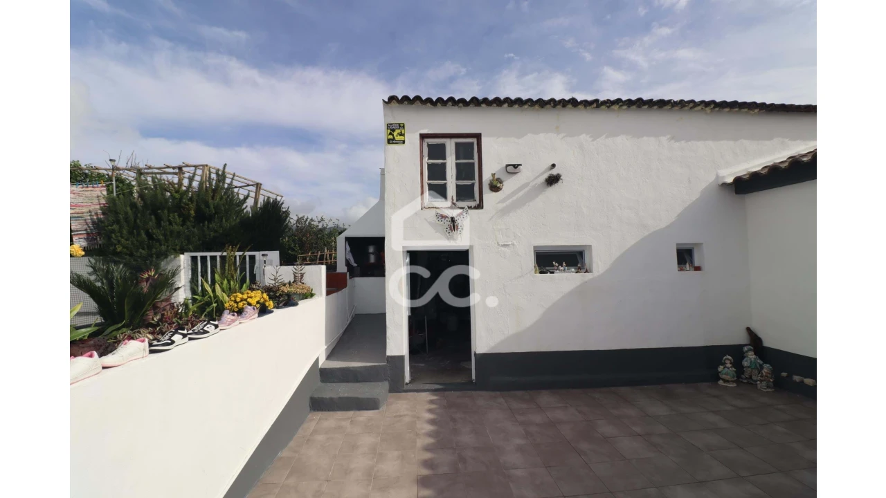 Moradia T3 para Venda em Povoação Foto 15