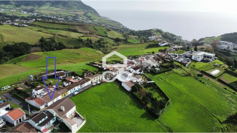 Moradia T3 para Venda em Povoação Foto 17