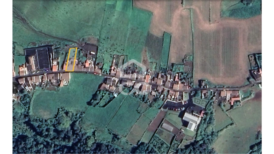 Moradia T3 para Venda em Povoação Foto 19