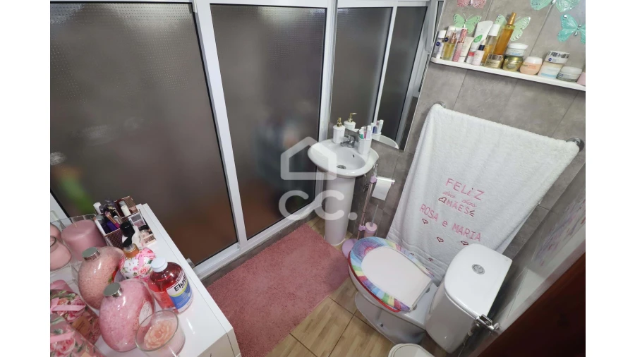 Moradia T3 para Venda em Povoação Foto 10