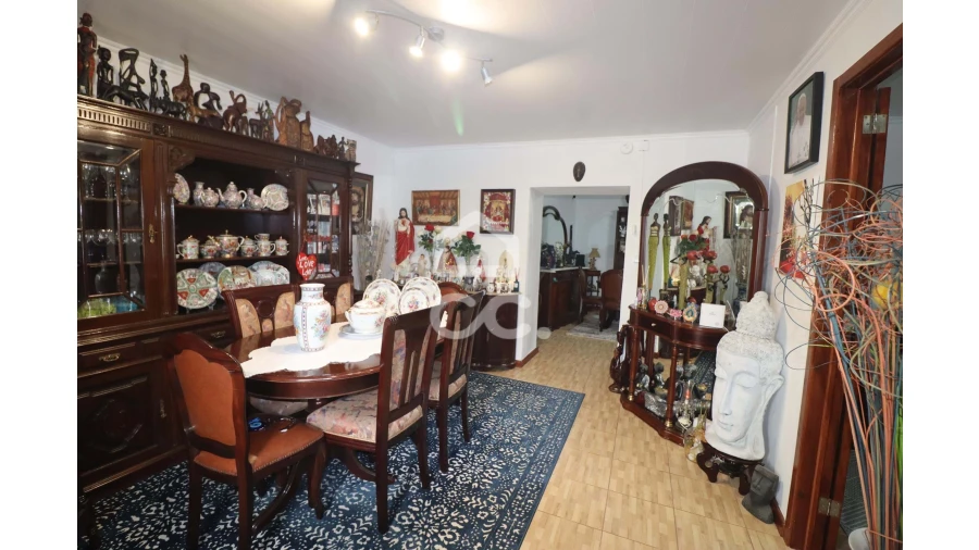 Moradia T3 para Venda em Povoação Foto 4