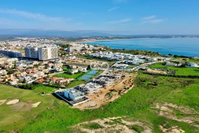 Moradia T4 para Venda em Lagos (São Sebastião e Santa Maria)