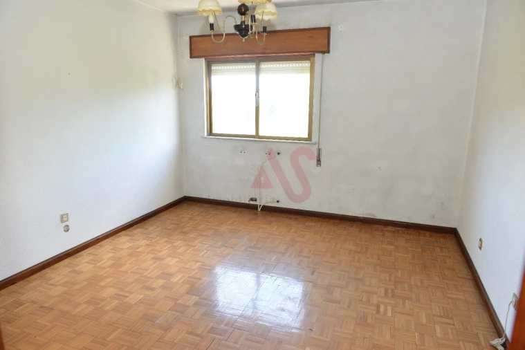 Moradia T6 para Venda em Gemieira Foto 10