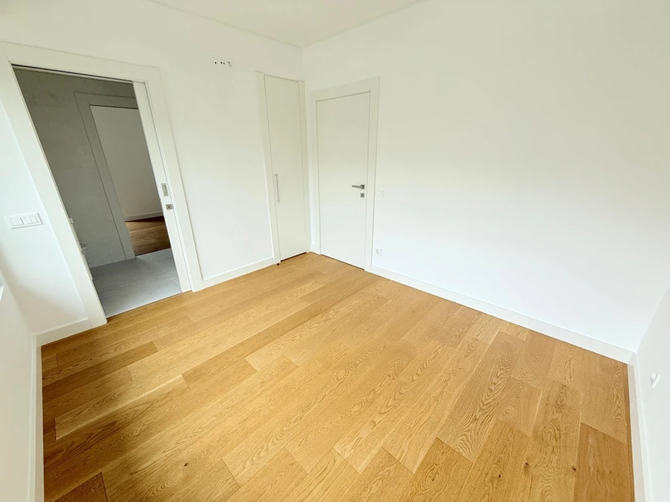 Apartamento T4 para Venda em São Martinho Foto 11