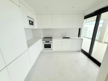 Apartamento T4 para Venda em São Martinho