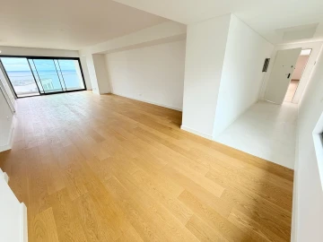 Apartamento T4 para Venda em São Martinho